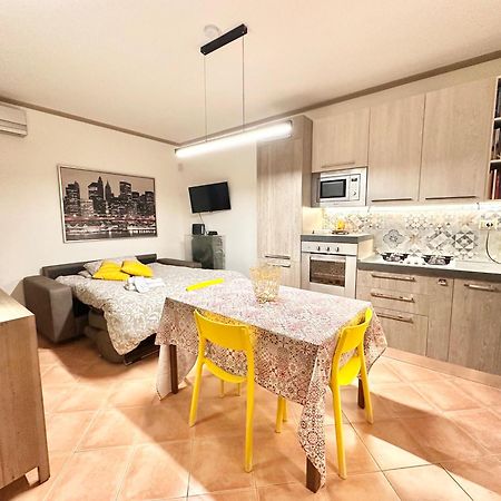 Apartment With Private Parking - Roma Est. Lunghezza 외부 사진